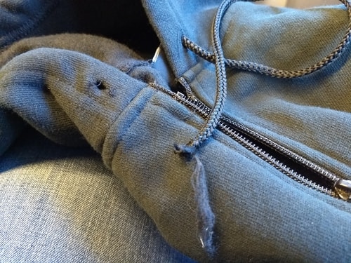 Fix Hoodie Drawstring : 5 Steps - Instructables